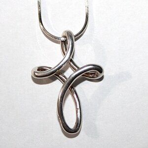 Sterling Silver Infinity Loop Cross Snake Chain Necklace 6 Grams
